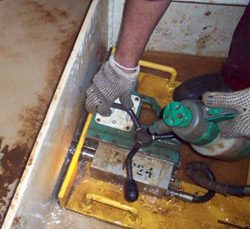 AIRBOR™ Mag Drill trabajando